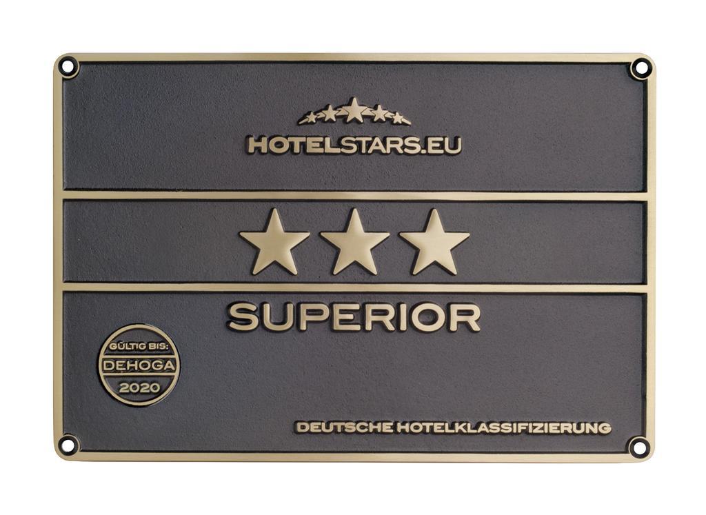 Ruhr Hotel Есен Екстериор снимка